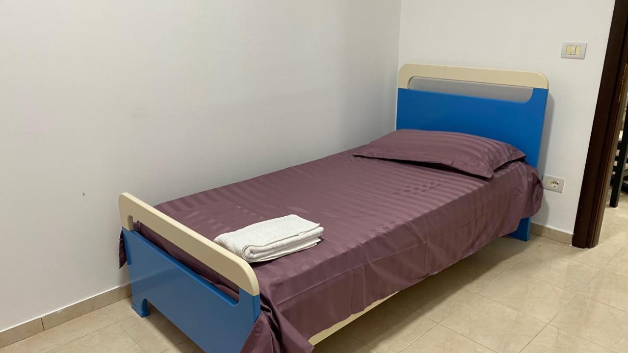 Anna'S Apartament Lushnjë 外观 照片