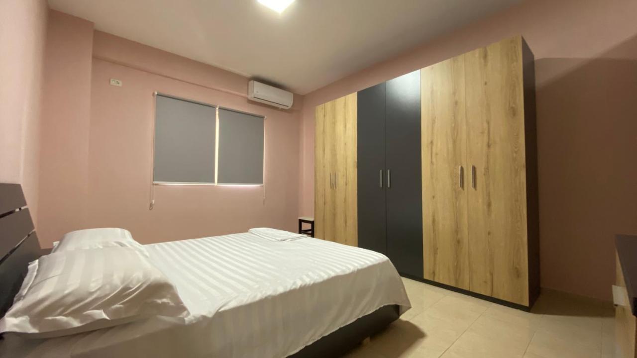Anna'S Apartament Lushnjë 外观 照片